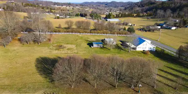 Image 2: 49 Aerial Frontal