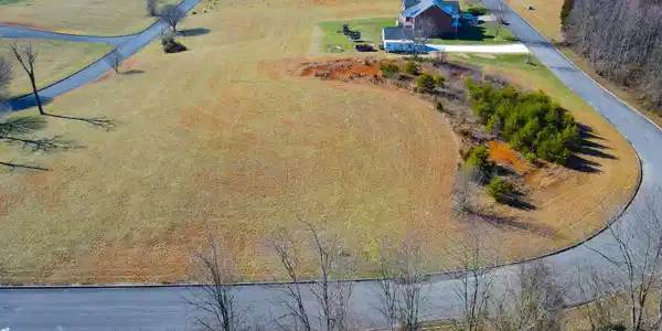 Image 3: 70-71 Aerial