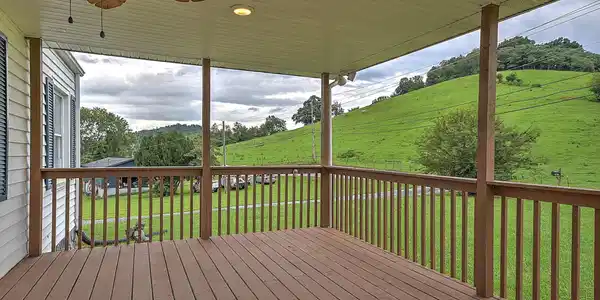 Image 2: 4-web-or-mls-2044 Siam CC-5