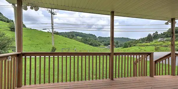 Image 3: 5-web-or-mls-2044 Siam CC-6