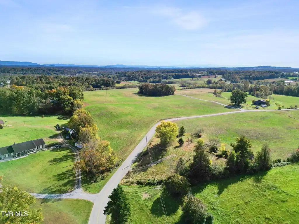 Image 1: 2-web-or-mls-DJI_0494 - Copy