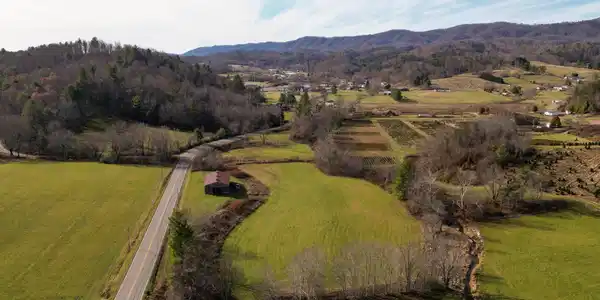 Image 3: HWY 421-26