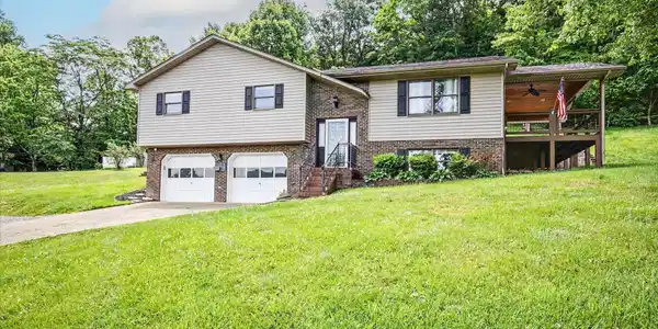 Image 3: 03-912 S Sherbrooke Cir-3