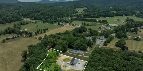 2353 Highway 107