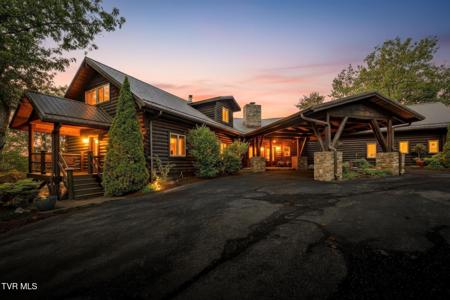 210 Arrowhead Private Drive