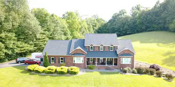 782 Quail Hollow Drive