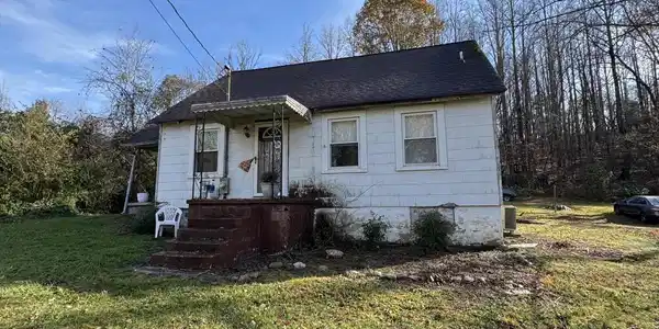 276 Droke Lane