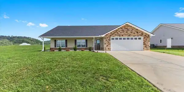 589 Pleasant Valley Road