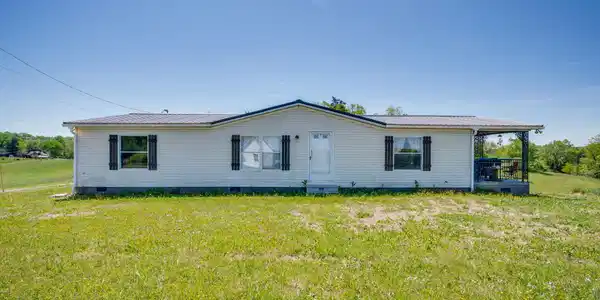 104 Bacon Road