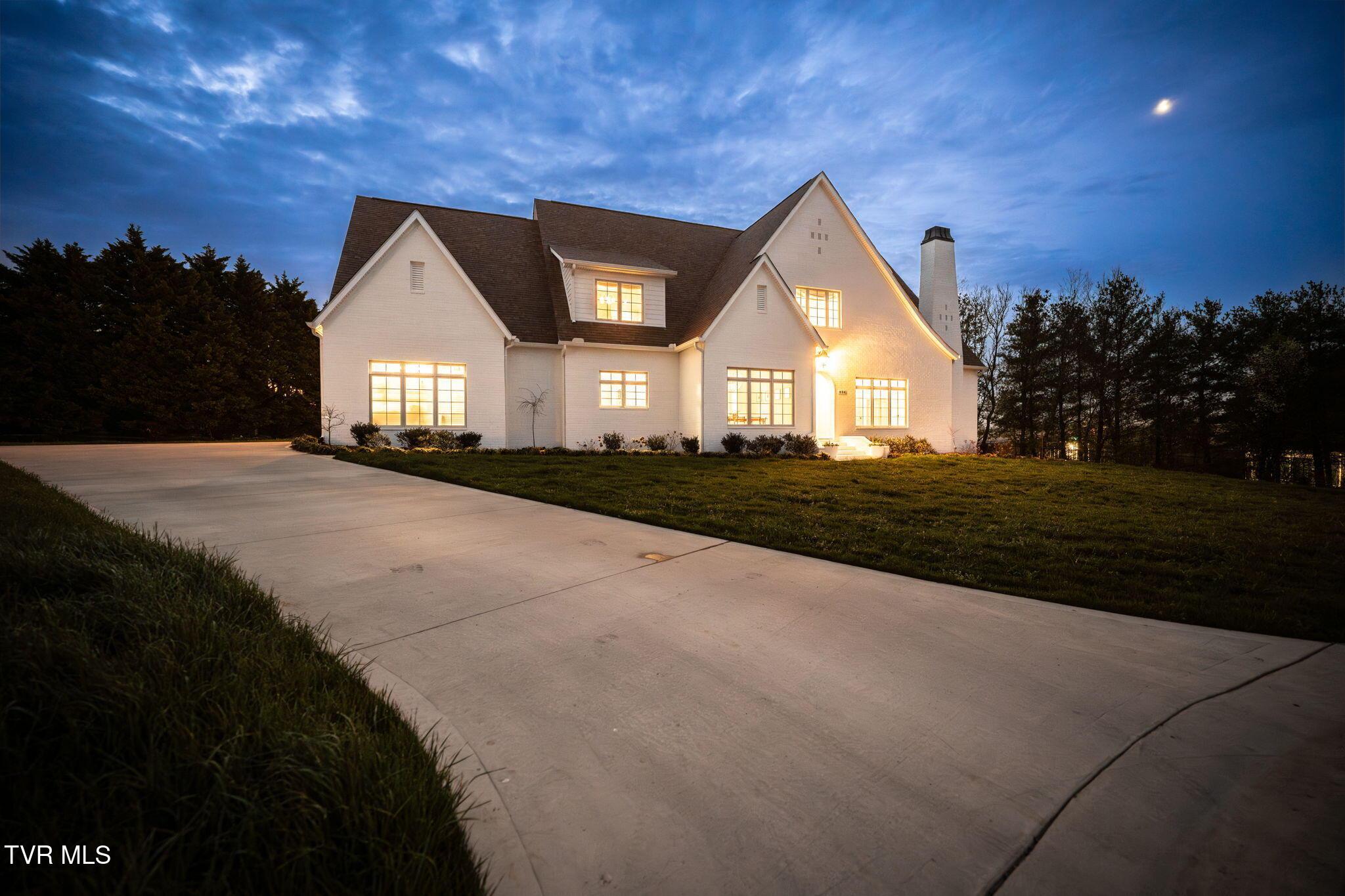 Image 3: 149-web-or-mls-DSC06066