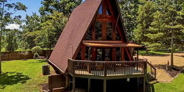 213 Petty Lane