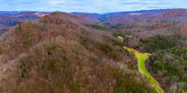 Image 4: 005-661EastPumpkinValleyRoad-Eidson-TN-3