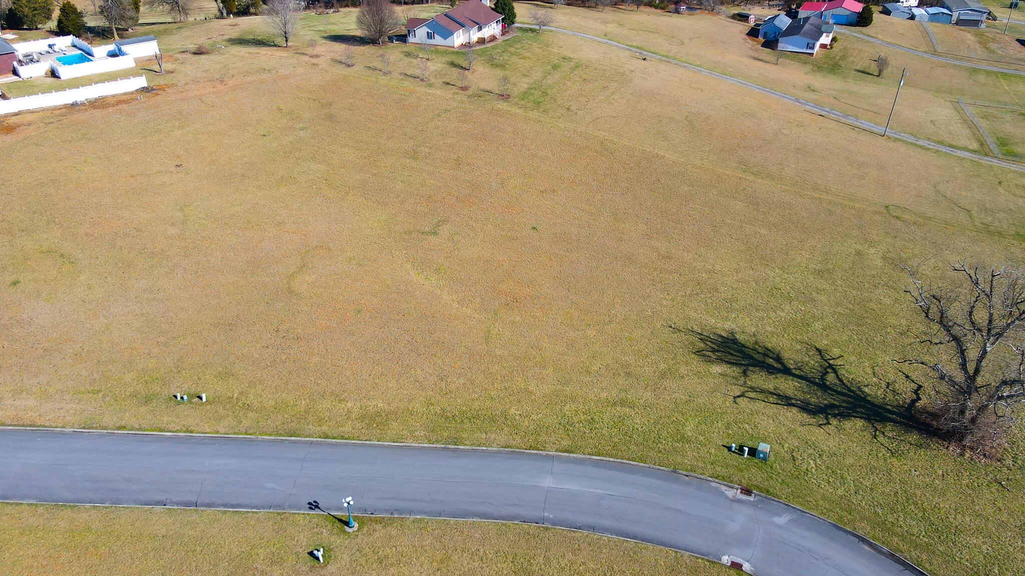 Image 3: 16 Aerial