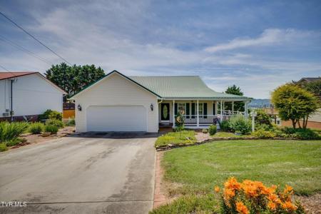 224 Chickasaw Circle