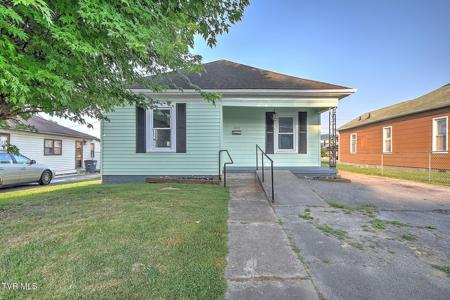 1010 Maple Street