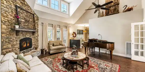 Image 3: 14150 Lonesome Pine Trail, Greeneville