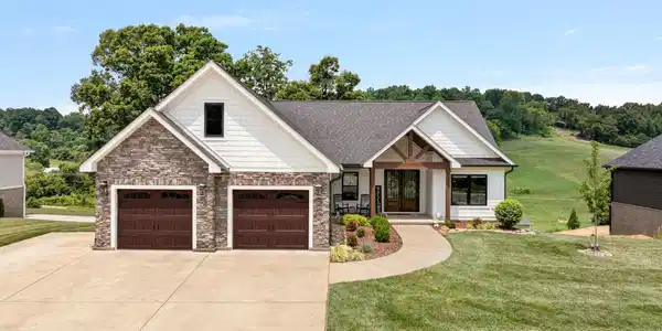 1118 Brumit Field