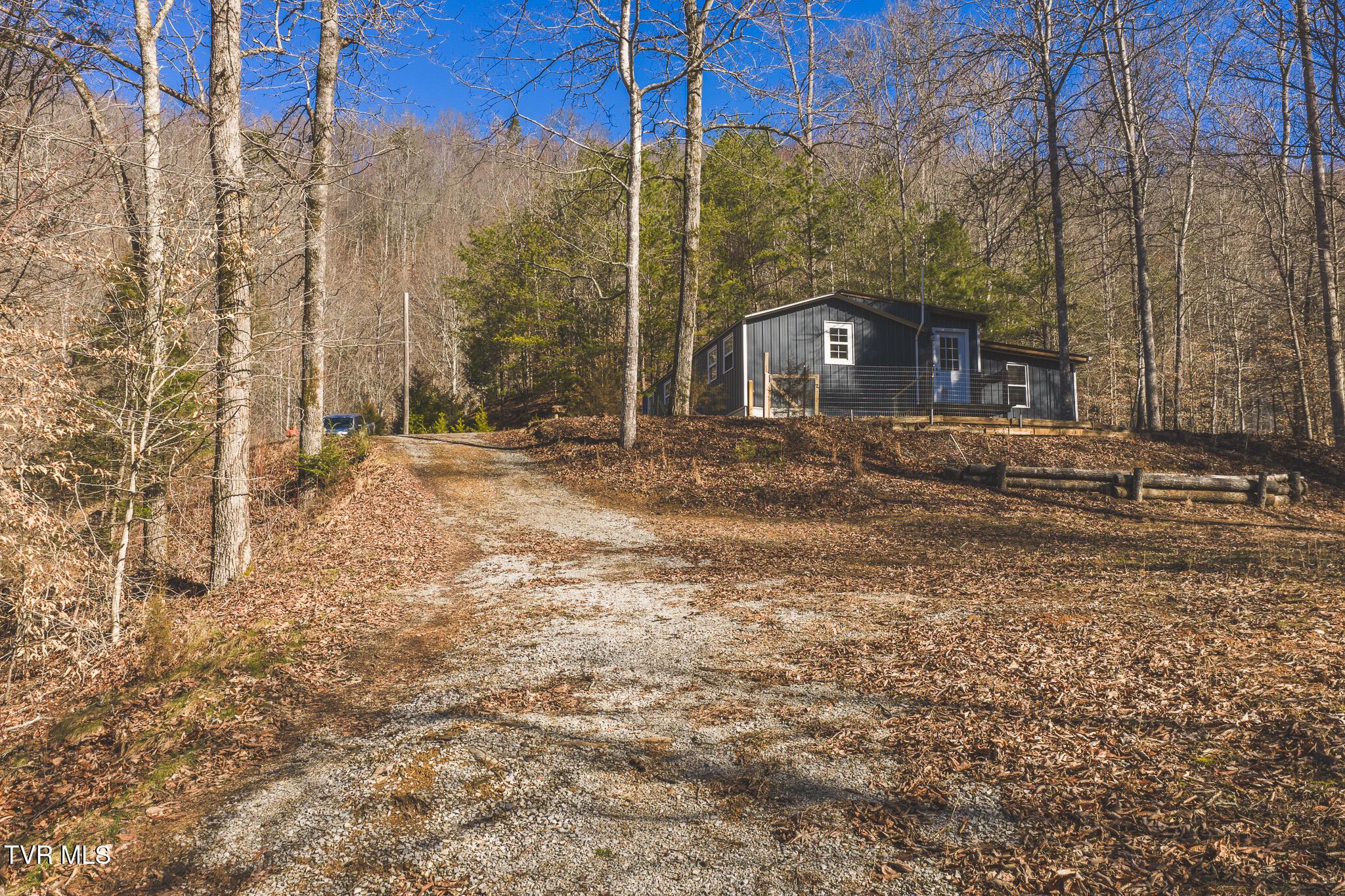 Image 3: DJI_20260227102357_0401_D