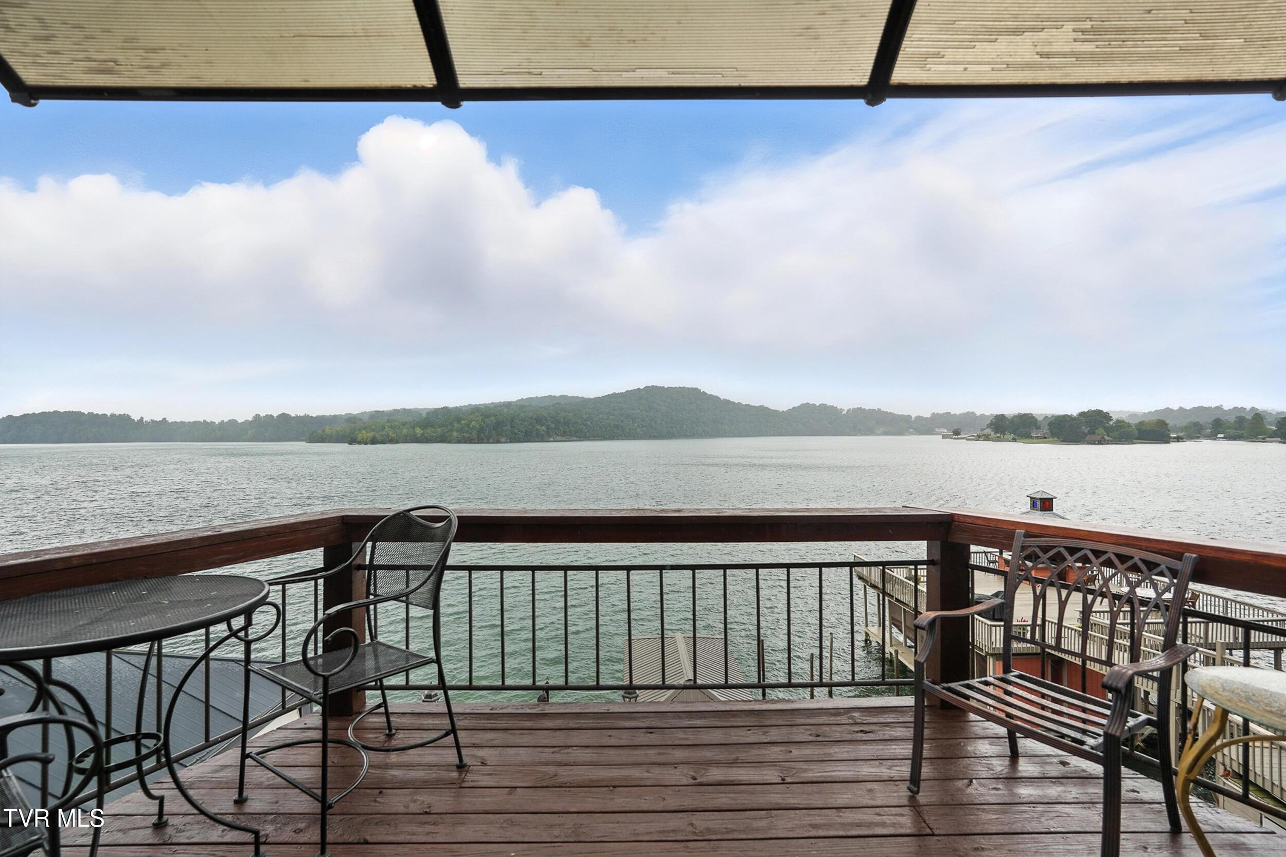 Image 4: Balcony View