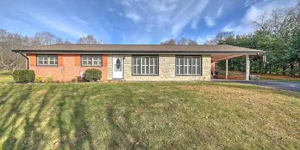 704 Willow Springs Road