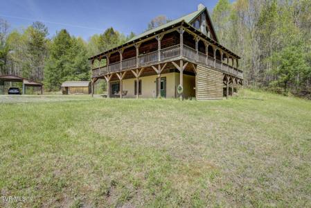 303 Valley View Acres