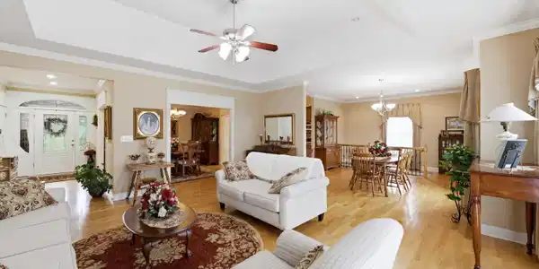 Image 2: 118 Laurel Canyon, Johnson City, TN