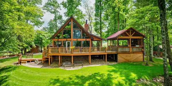 438 Willow Springs Road