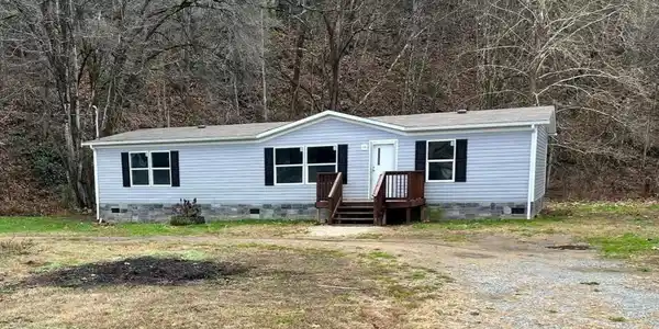 140 Edgewater Road