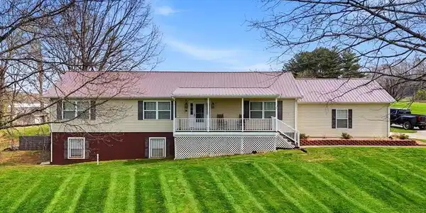 2066 Mullins Road