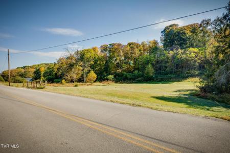 790 Hunting Hill Road