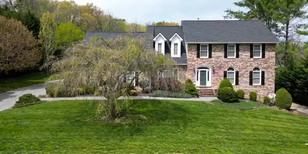 3302 Green Meadows Drive