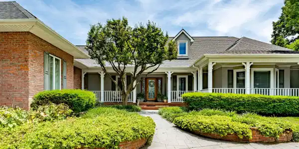 105 Black Thorn Drive
