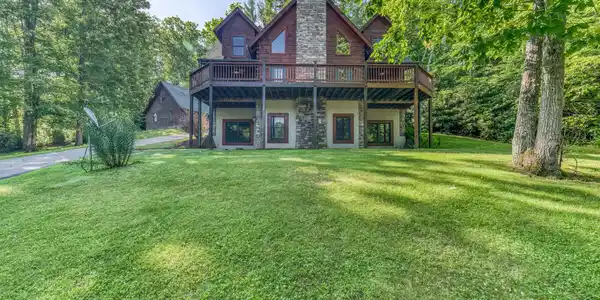 503 Bankers Bend