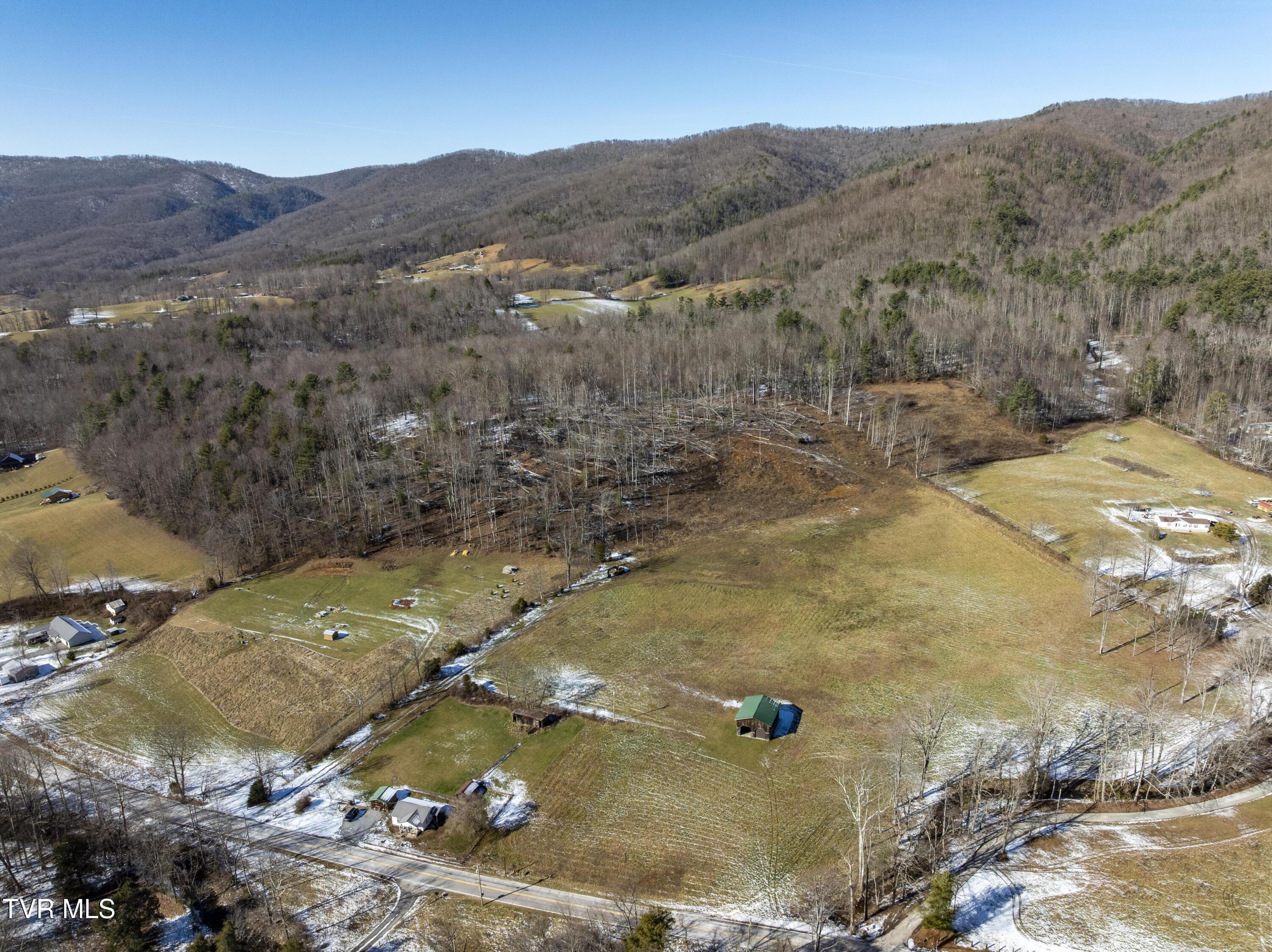 Image 3: 3039Hwy91-Aerials--15