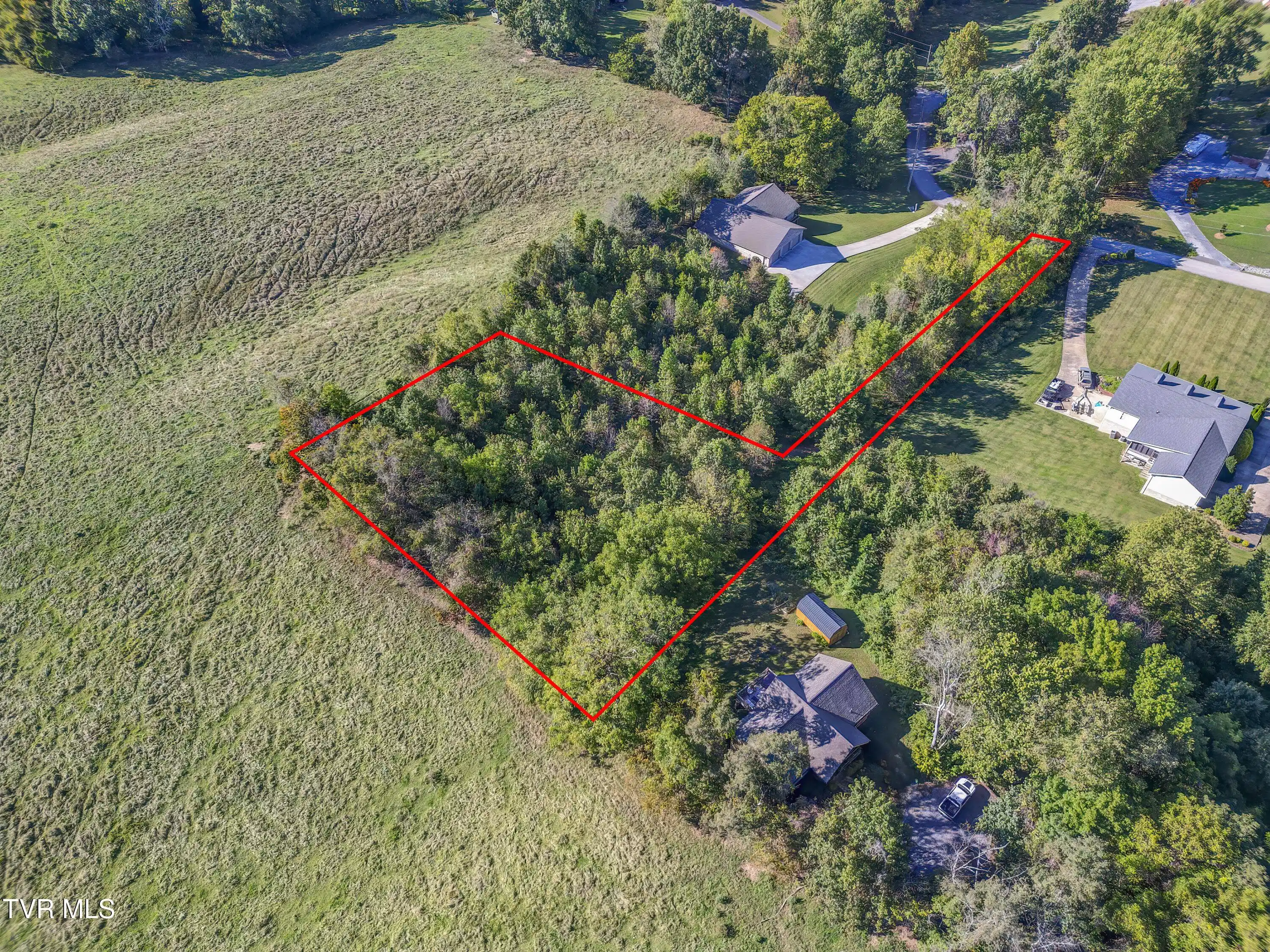 Image 1: 124 Leedy Ln (1)