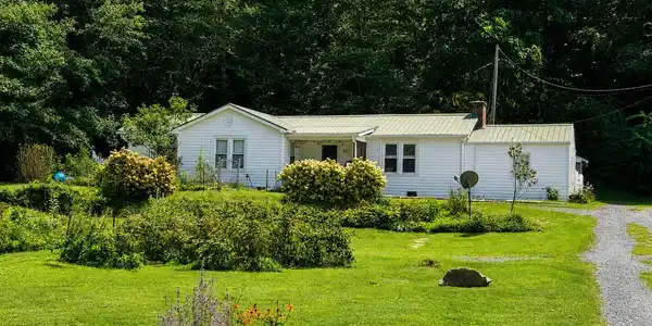 821 South Beaver Dam Avenue