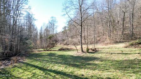 752 War Valley Road