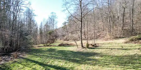 752 War Valley Road