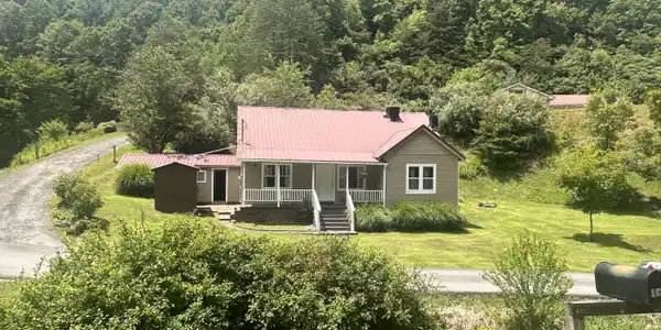 1012 Ward Fork Road