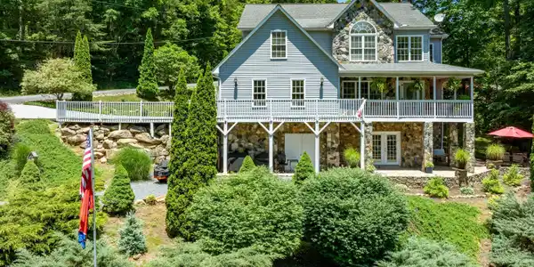 122 White Pine Road