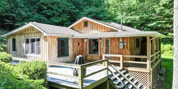 390 Fiddlers Branch Road