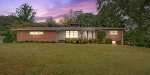 304 Ridgecrest Drive