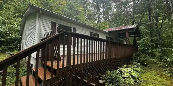 1423 Poga Road