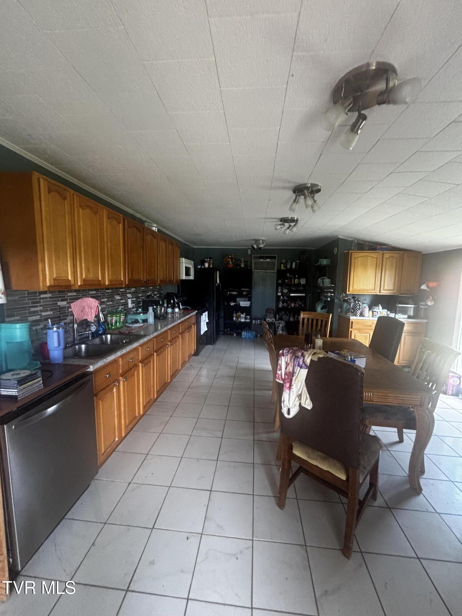 Image 4: IMG_6269 (2)