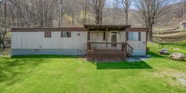 119 & 111 Hughes Hollow