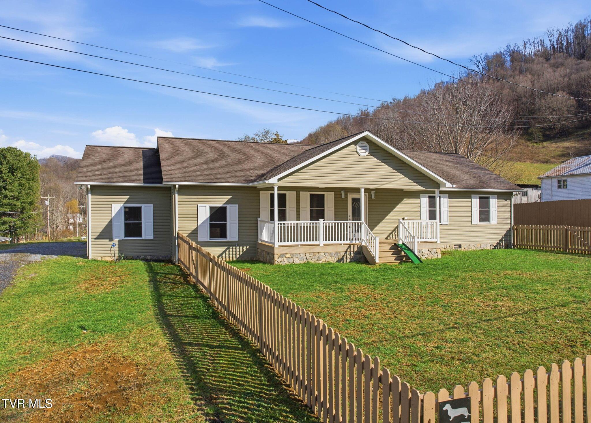 Image 3: 23-web-or-mls-419 Cove Creek Rd-3