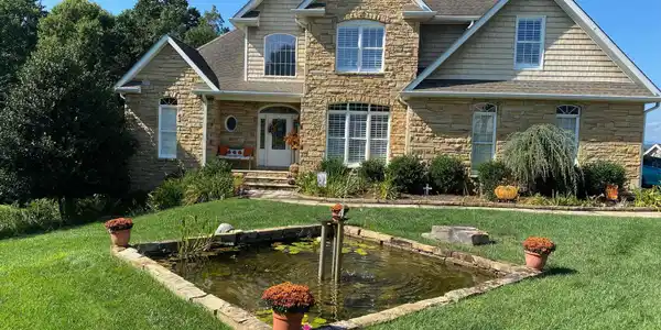 1003 Cliffview Drive