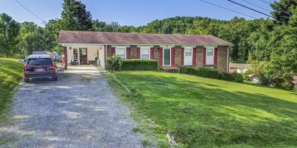 110 Circle Drive