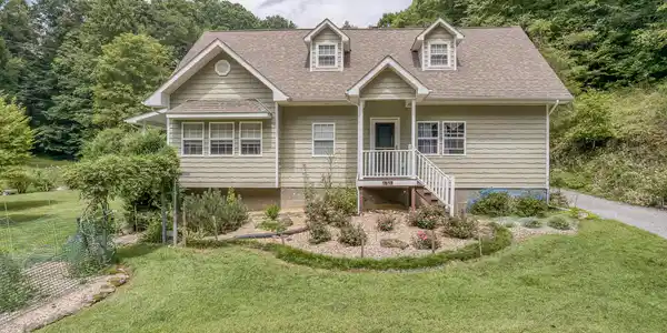 7519 Wolf Run Road