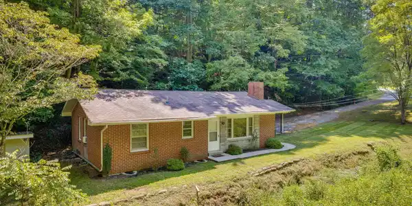624 Whaley Town Road